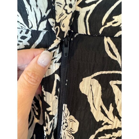 Zara Pants Women Large Black Ivory Floral Print Slightly Sheer Wide Leg Boho - Picture 7 of 12